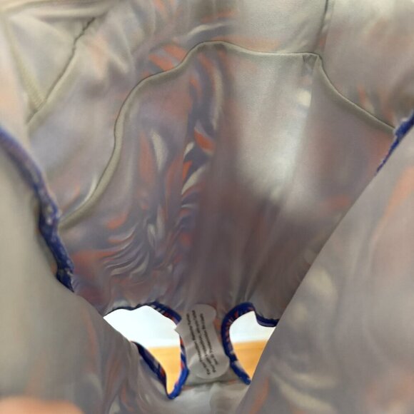 SPEEDO Women's Printed Halter One Piece Swimsuit Size 8 Blue Red Endurance NWT - Picture 12 of 12